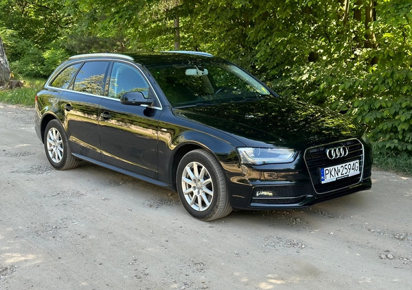 Audi A4 cena 52700 przebieg: 227000, rok produkcji 2015 z Góra małe 742